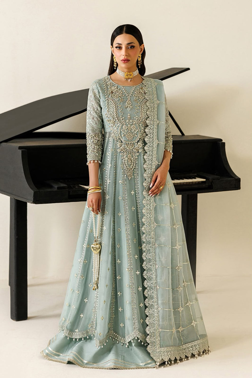 Alizeh Wedding Edition 2026 Heavy Embroidered Chiffon Suit!Amina's colleciton