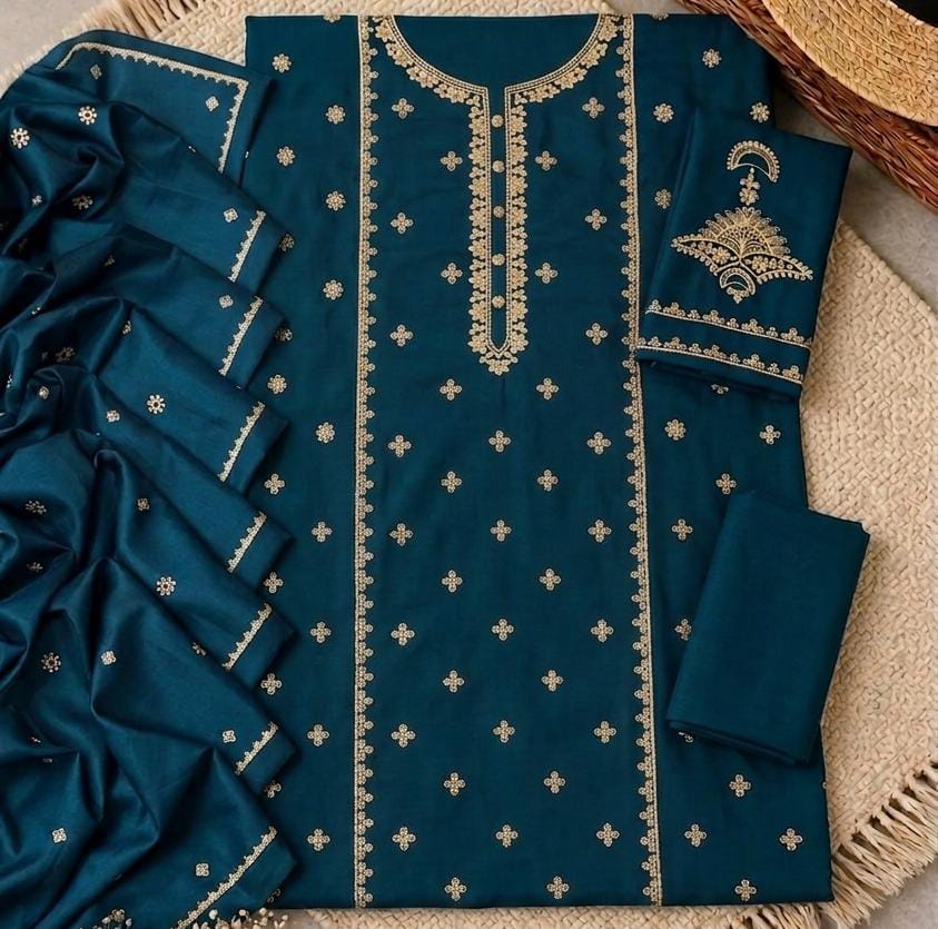 Bareeze Luxury Embroidered Dhanak Suit With Printed Shawl| Amina’s Collection